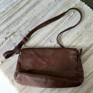 STONE MOUNTAIN LEATHER BAG HIPSTER PREPPY ACADEMIA